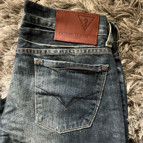 Guess Jeans Men’s Lincoln Slim Straight Size 30x32 - Picture 2 of 8